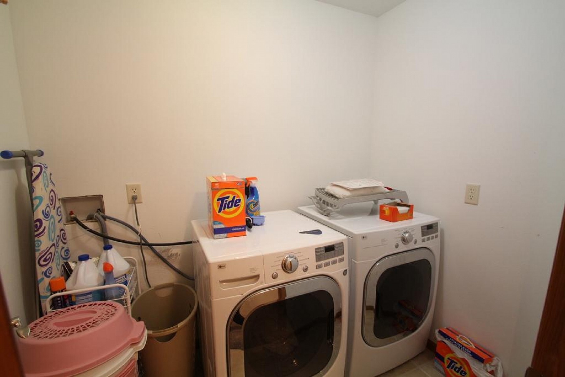 1823 Oriole Trail, Brookings, SD 57006