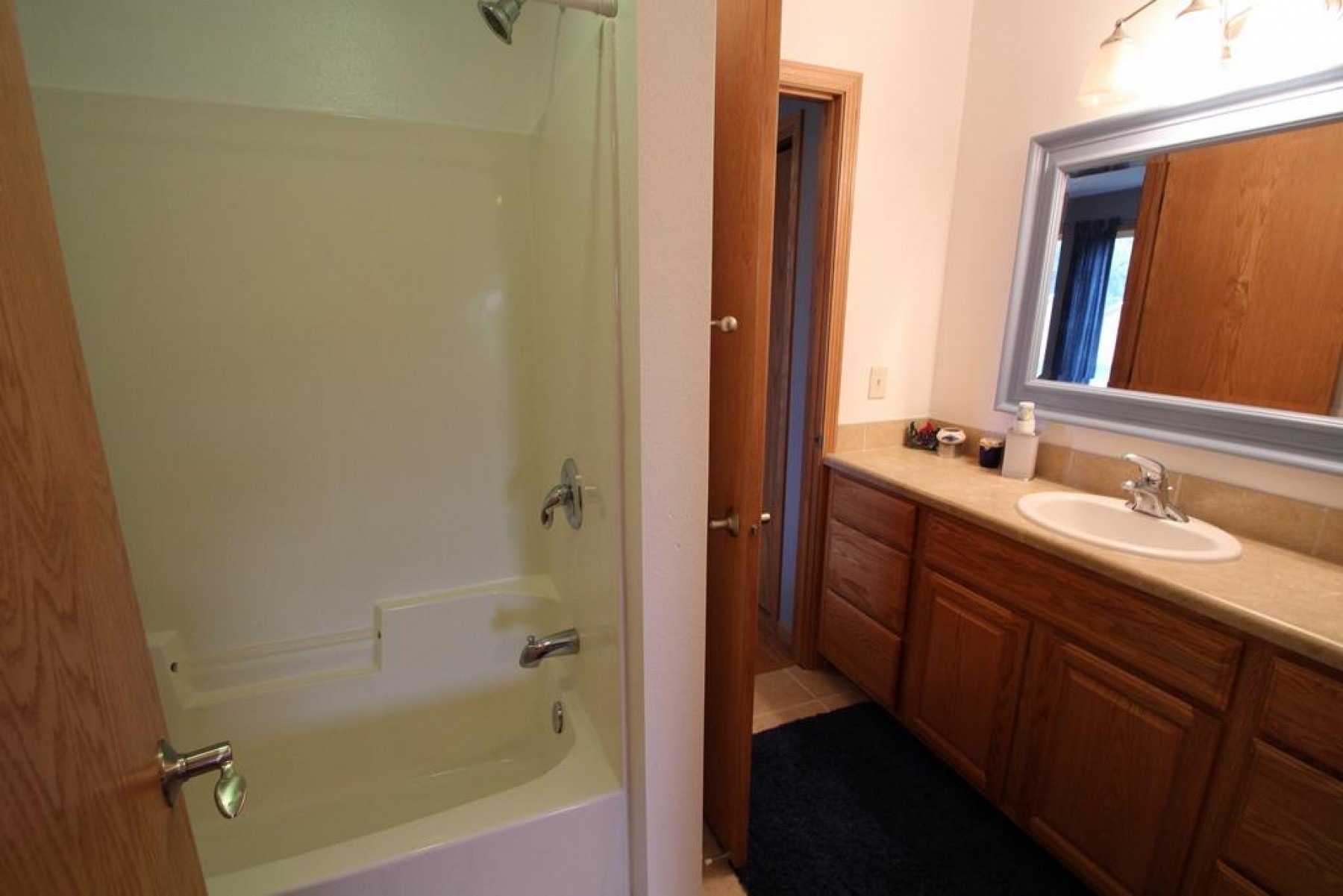 1823 Oriole Trail, Brookings, SD 57006