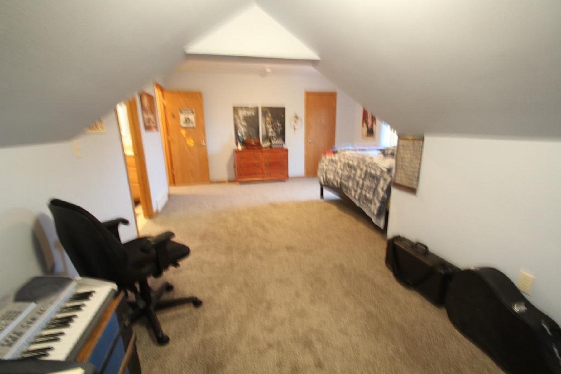 1823 Oriole Trail, Brookings, SD 57006