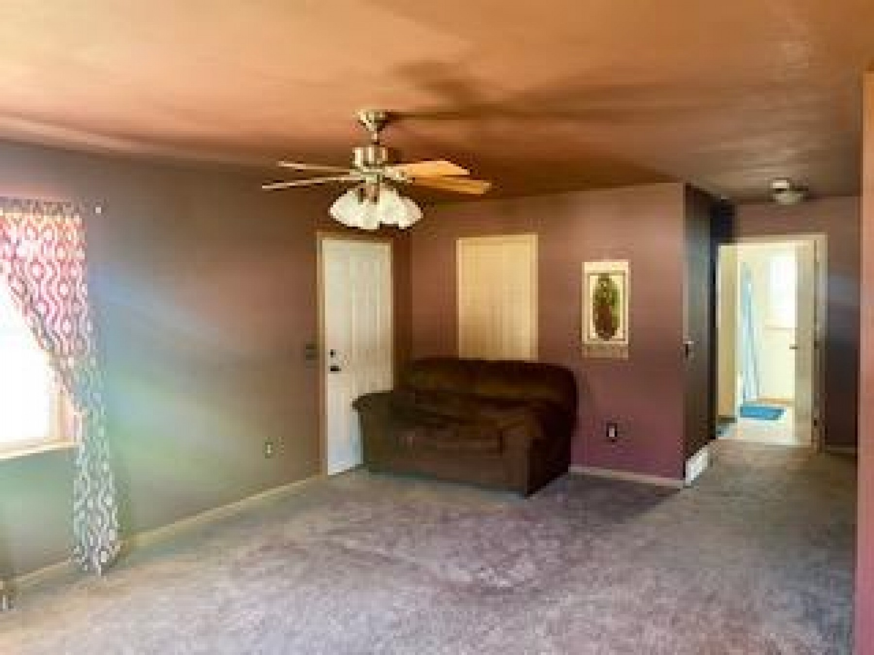 303 Twin Oaks Lane, Brookings, SD 57006