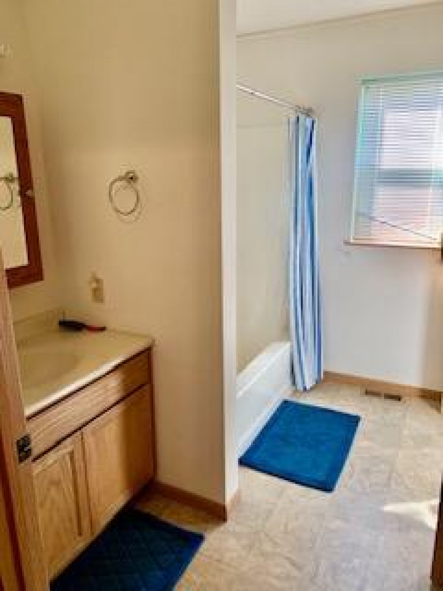 303 Twin Oaks Lane, Brookings, SD 57006