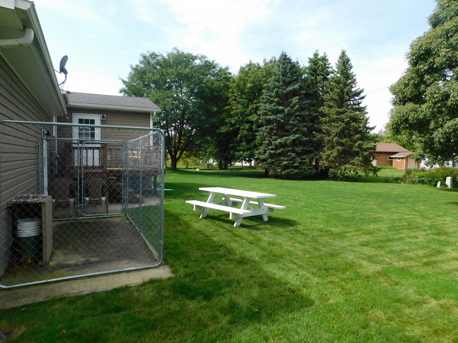 1423 Yosemite Lane, Brookings, SD 57006