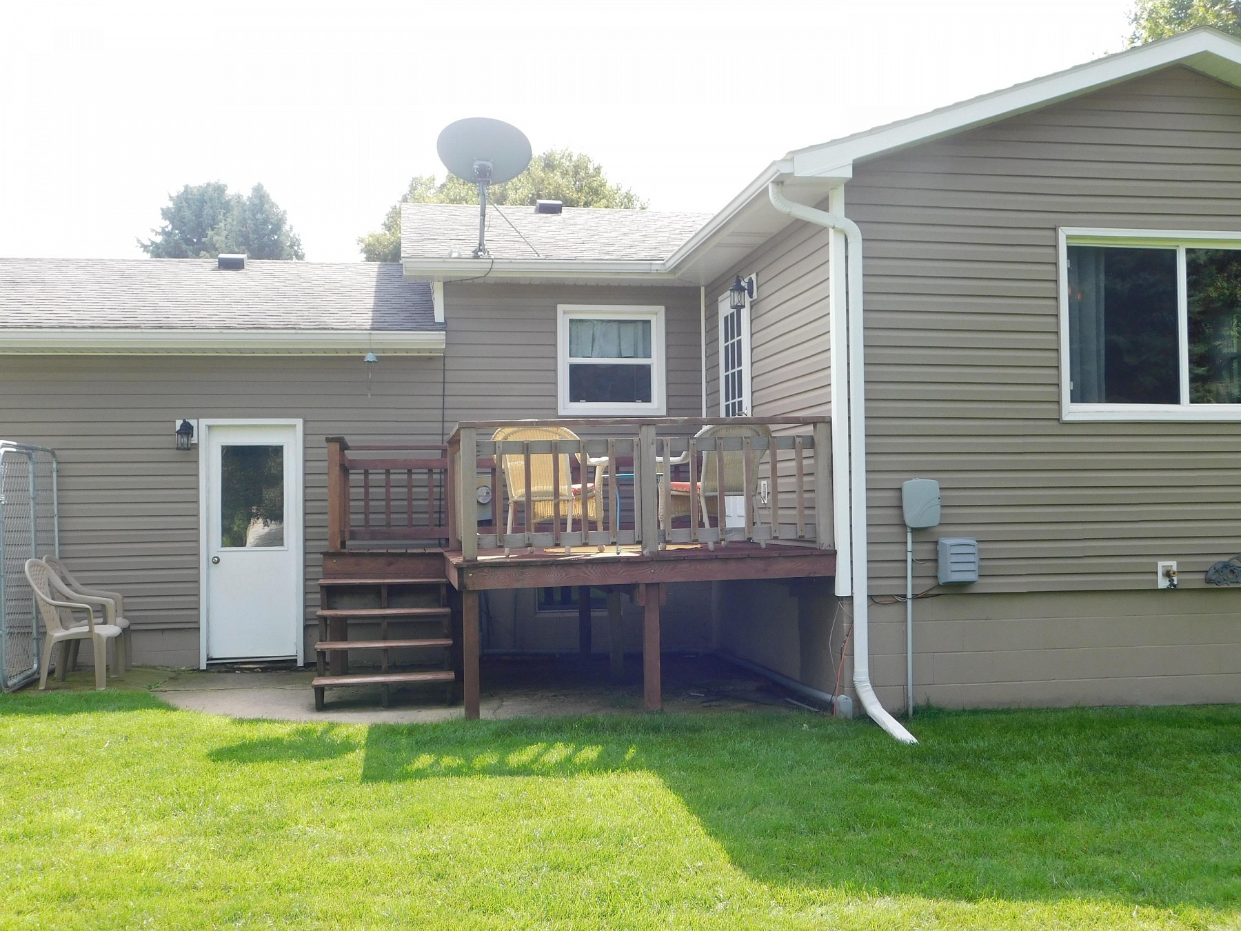 1423 Yosemite Lane, Brookings, SD 57006