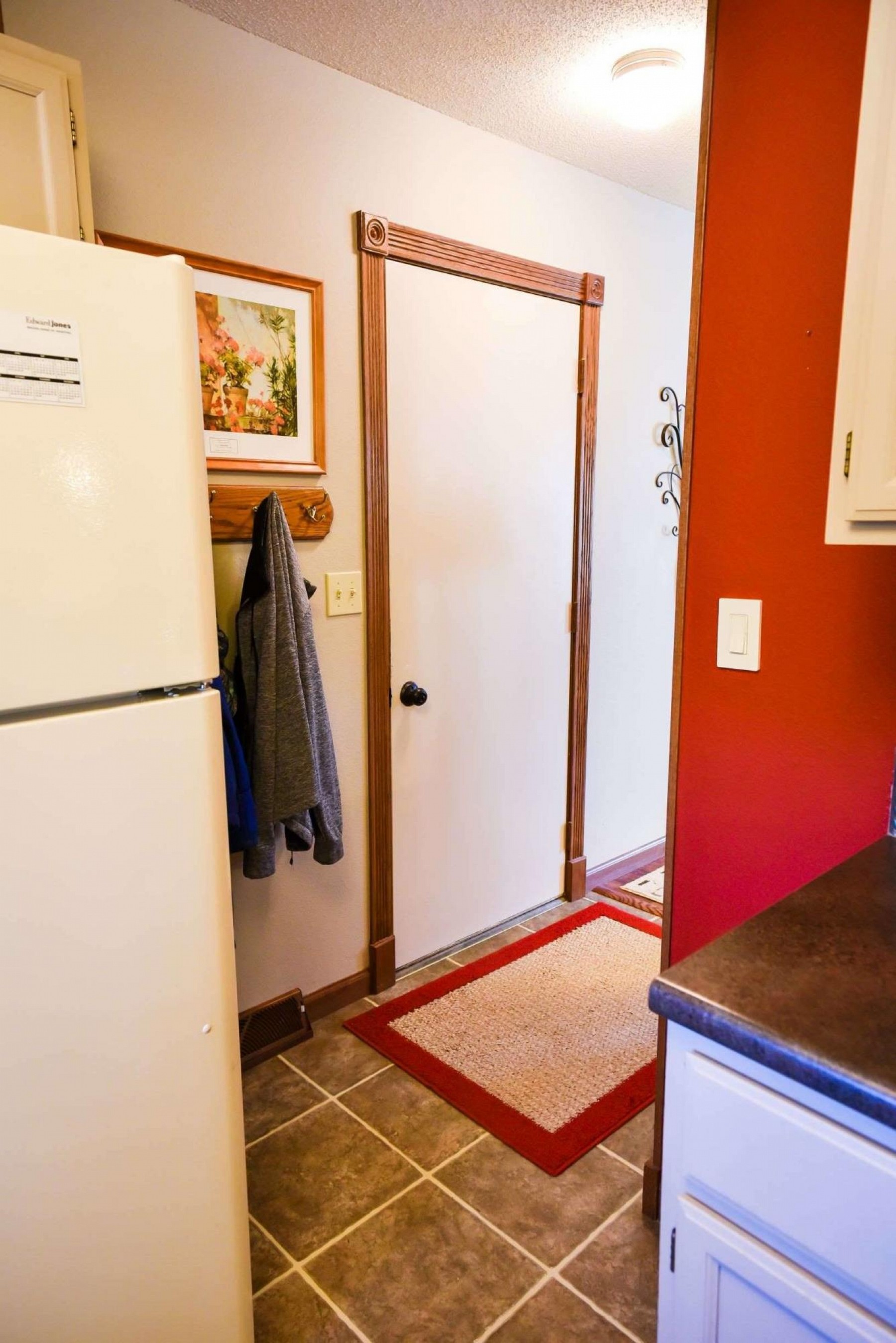 1423 Yosemite Lane, Brookings, SD 57006