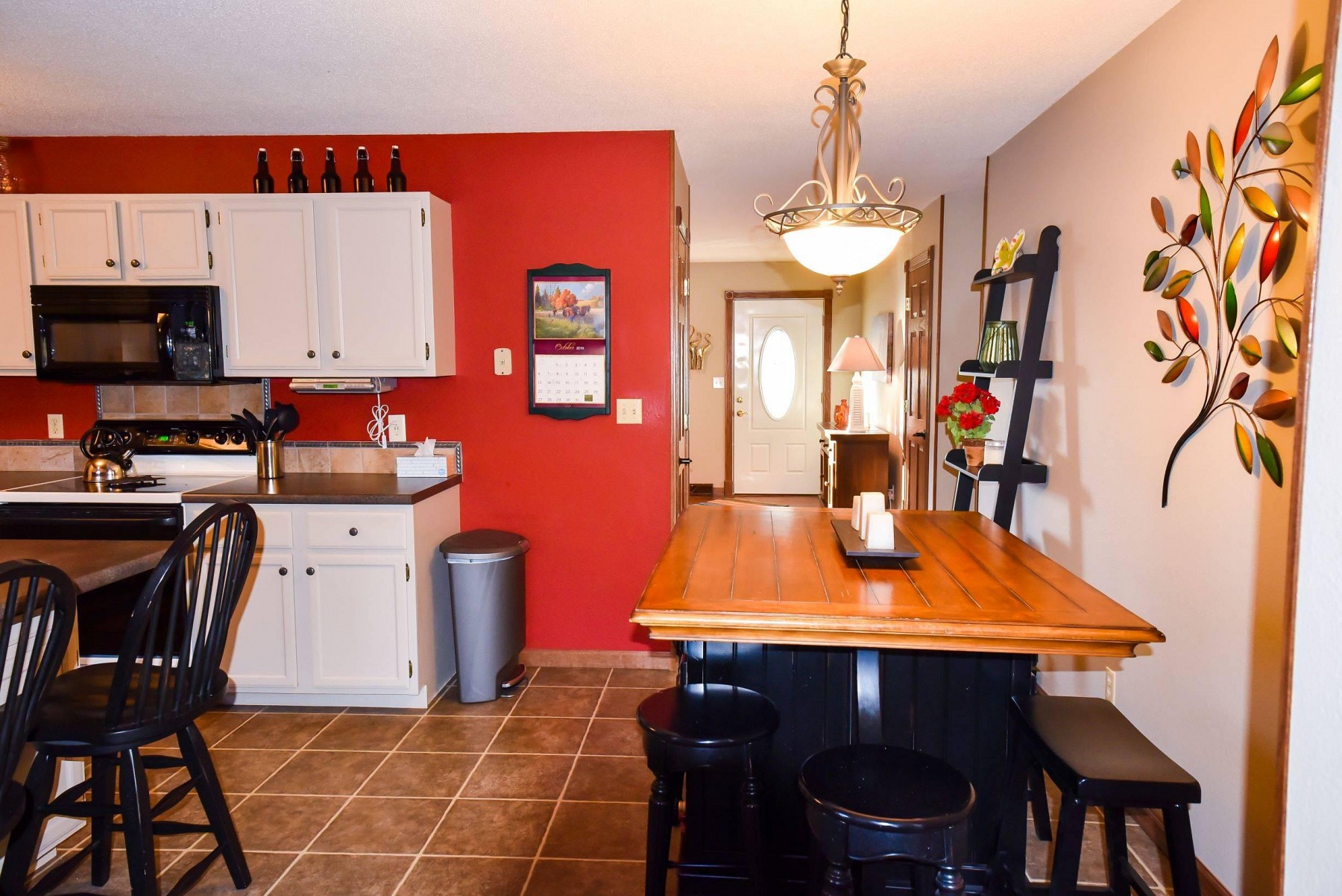 1423 Yosemite Lane, Brookings, SD 57006