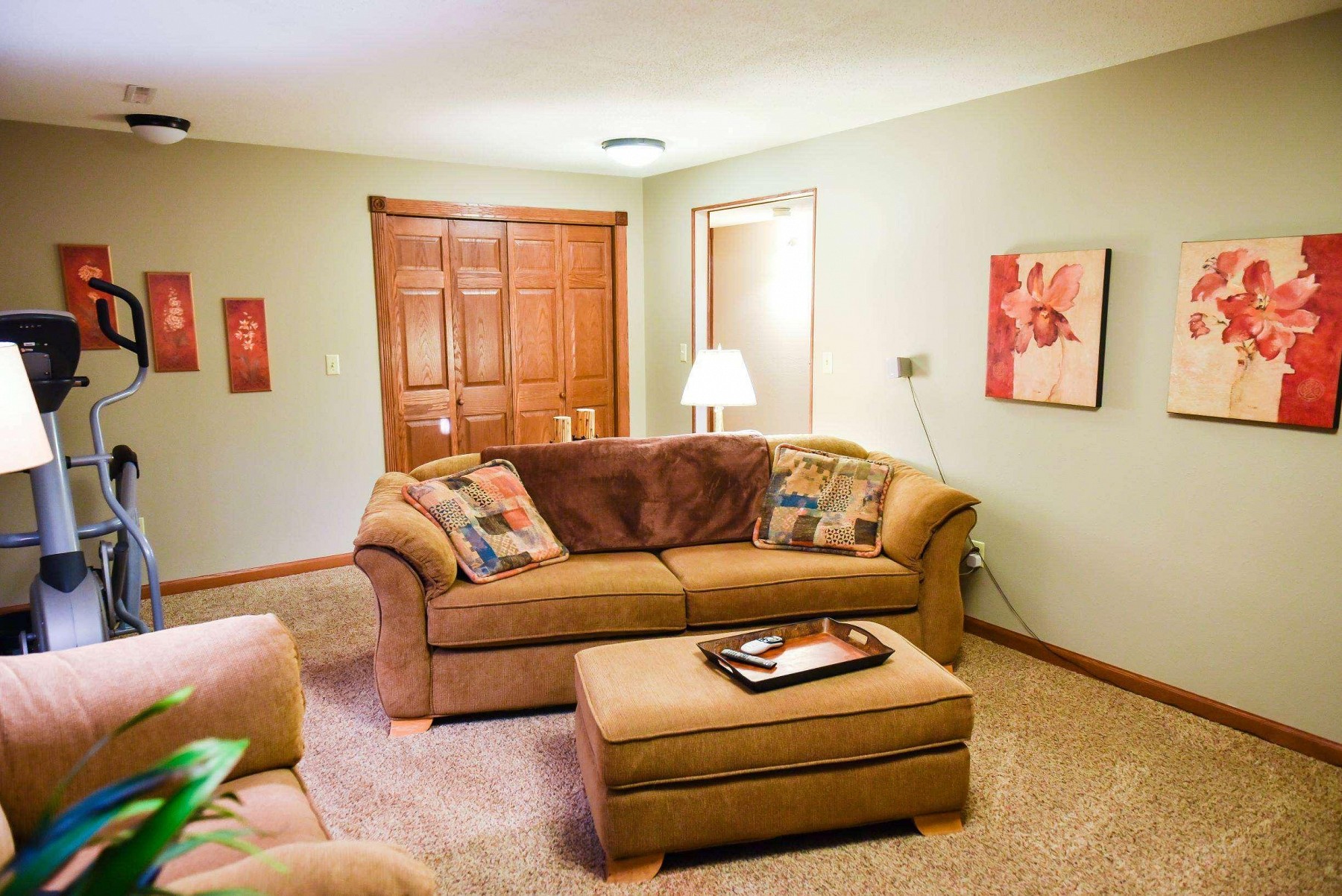 1423 Yosemite Lane, Brookings, SD 57006