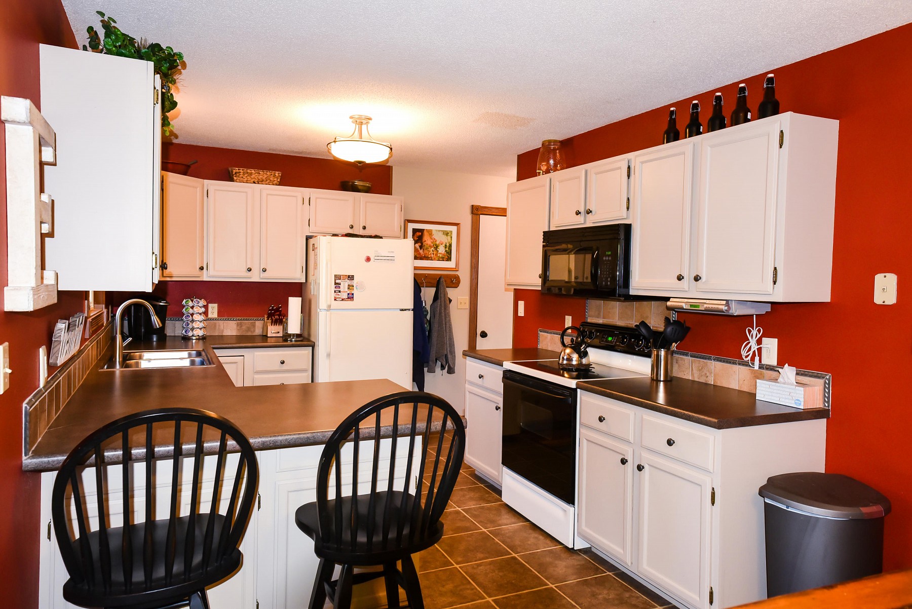 1423 Yosemite Lane, Brookings, SD 57006