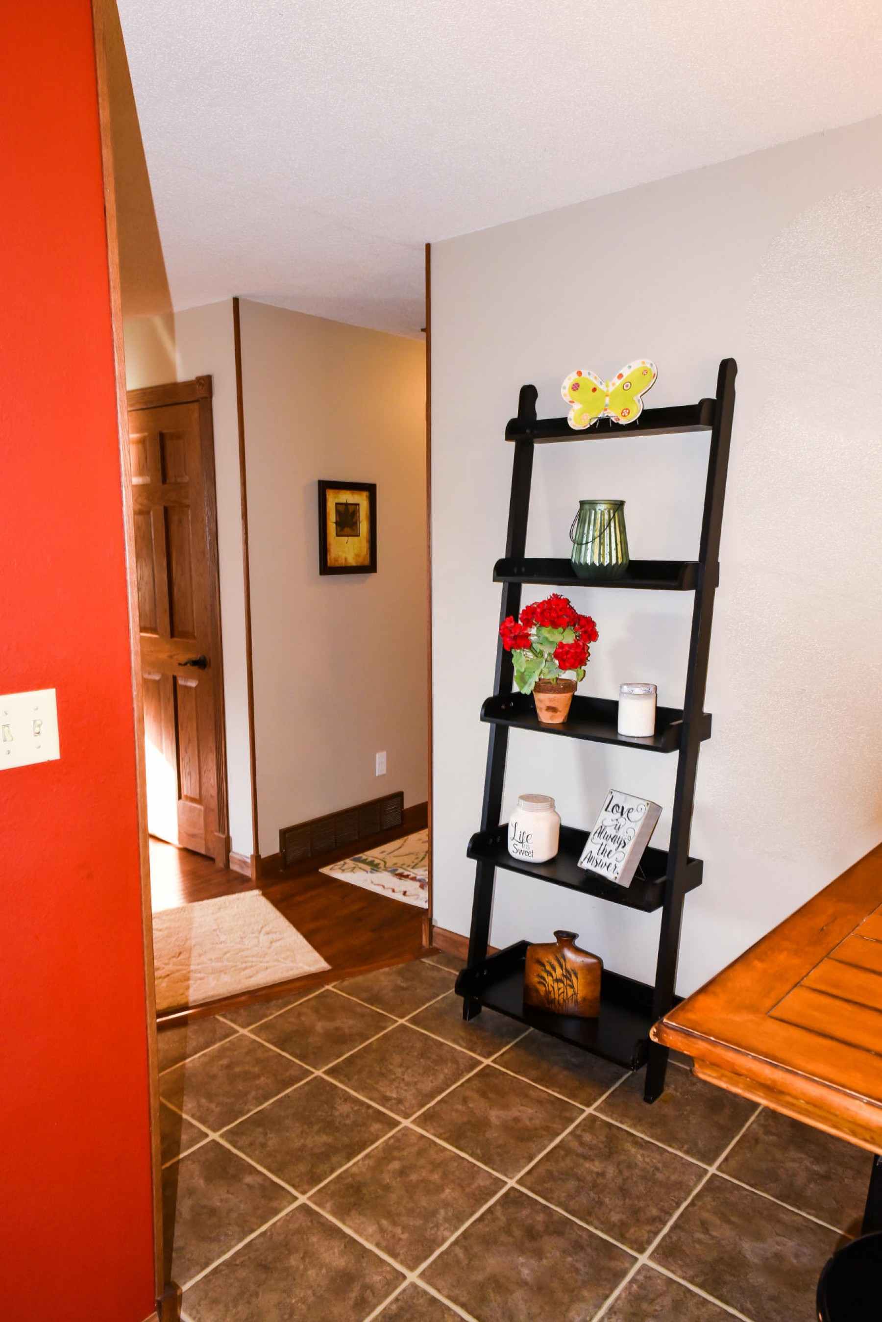 1423 Yosemite Lane, Brookings, SD 57006