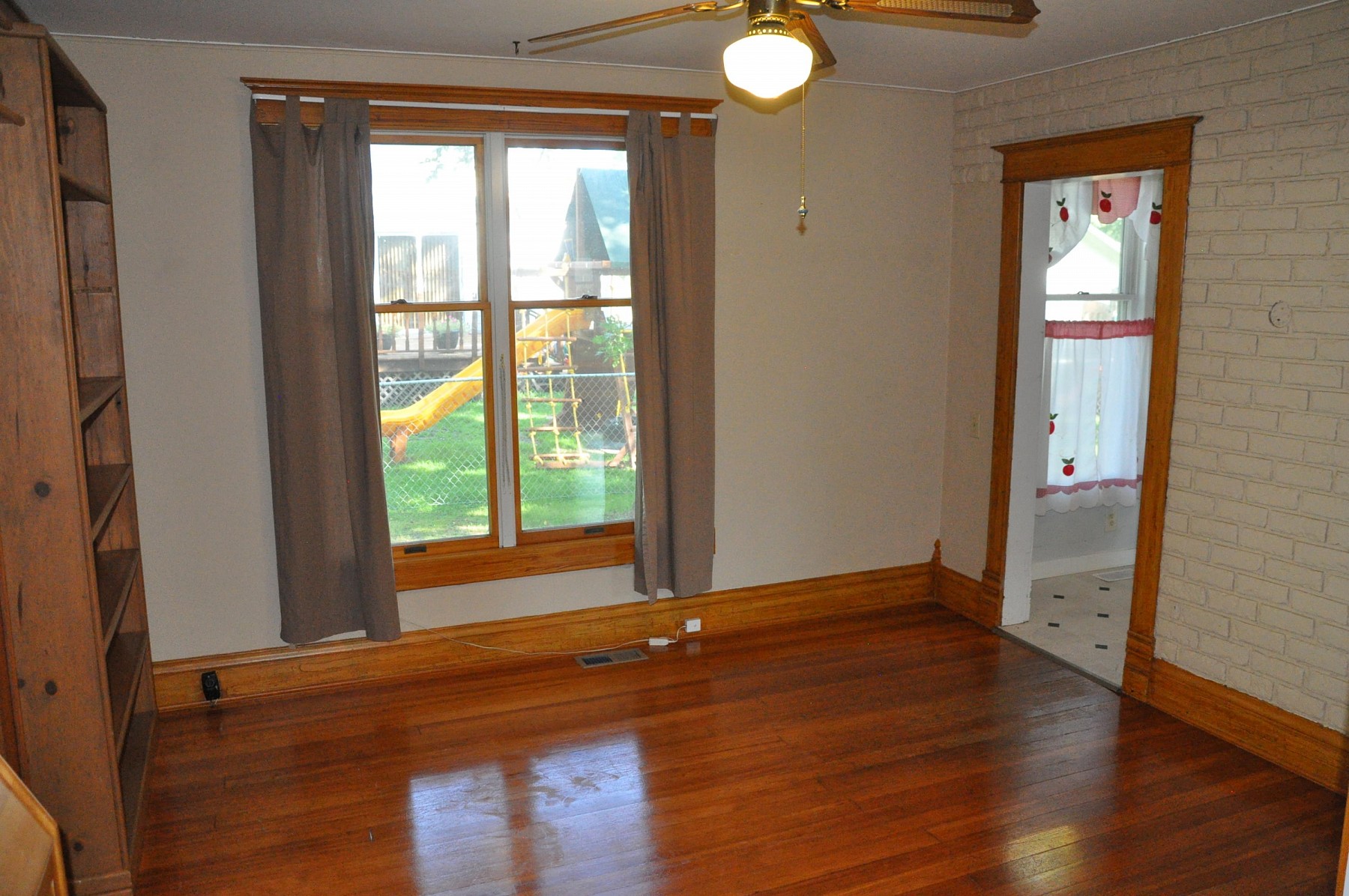 106 Spring Avenue N, Lake Preston, SD 57249