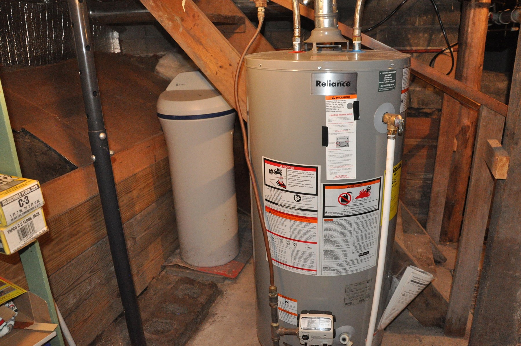 106 Spring Avenue N, Lake Preston, SD 57249