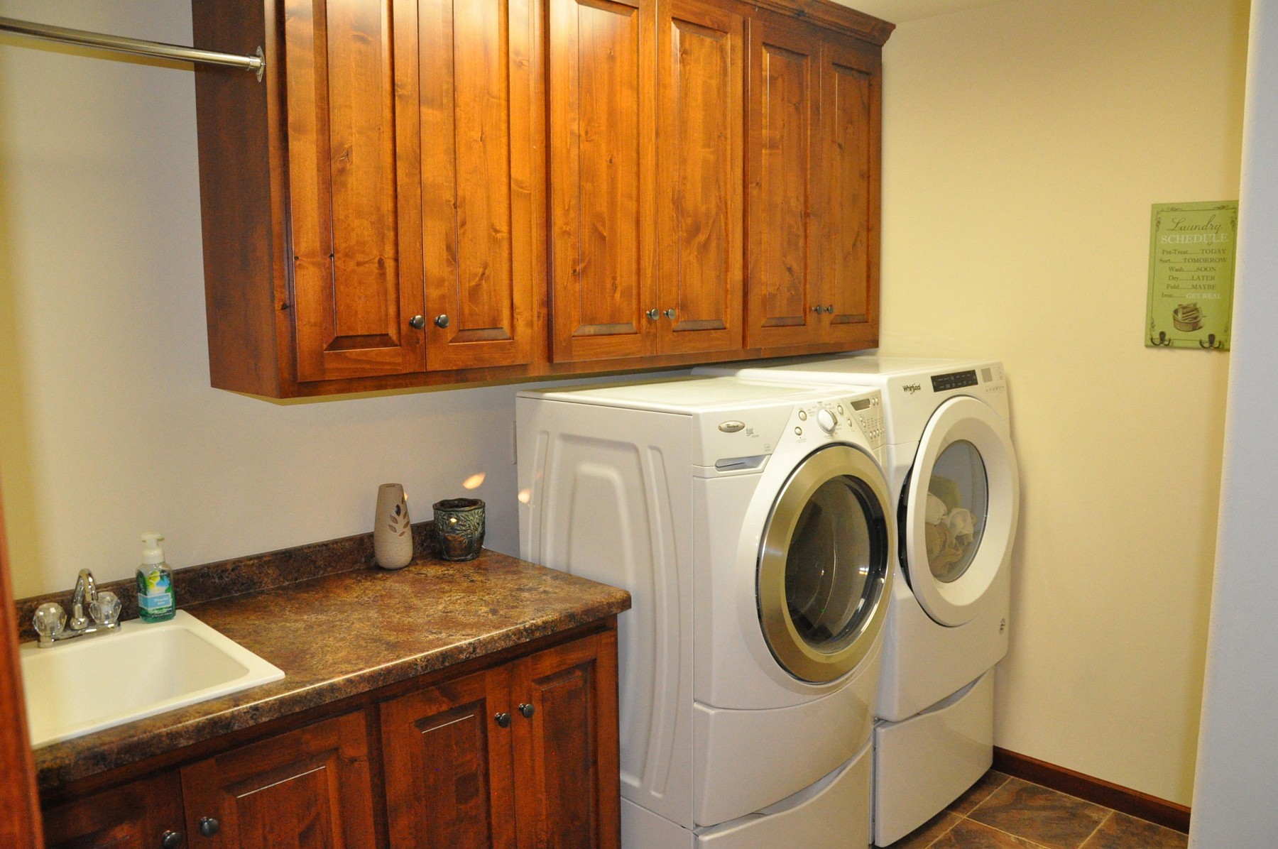 2230 Primrose Drive, Brookings, SD 57006