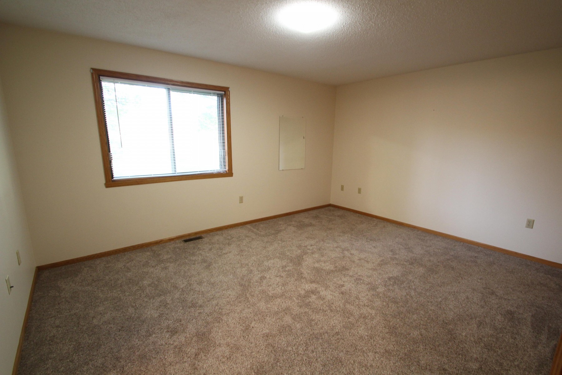 908 Christine Avenue, Brookings, SD 57006