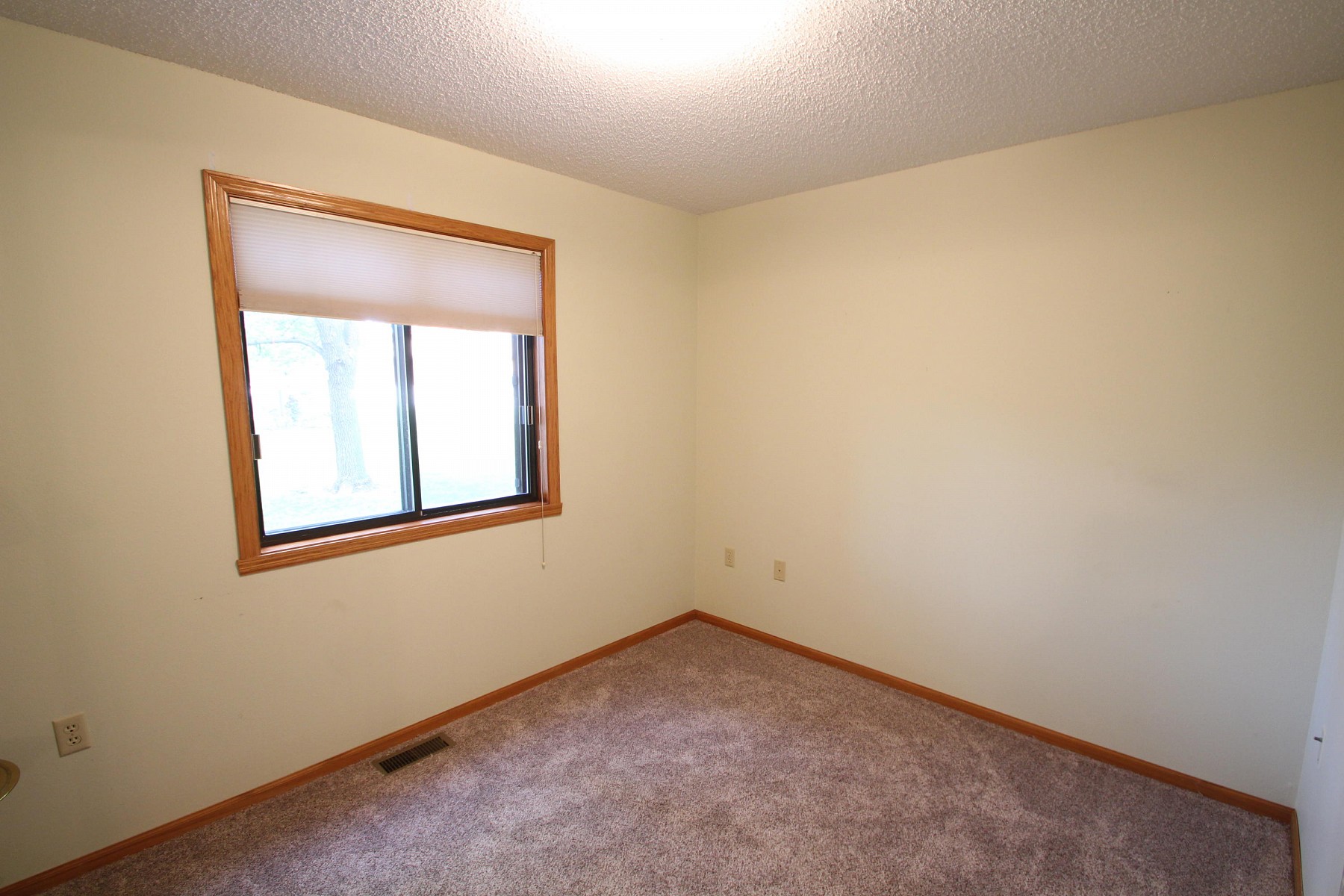 908 Christine Avenue, Brookings, SD 57006