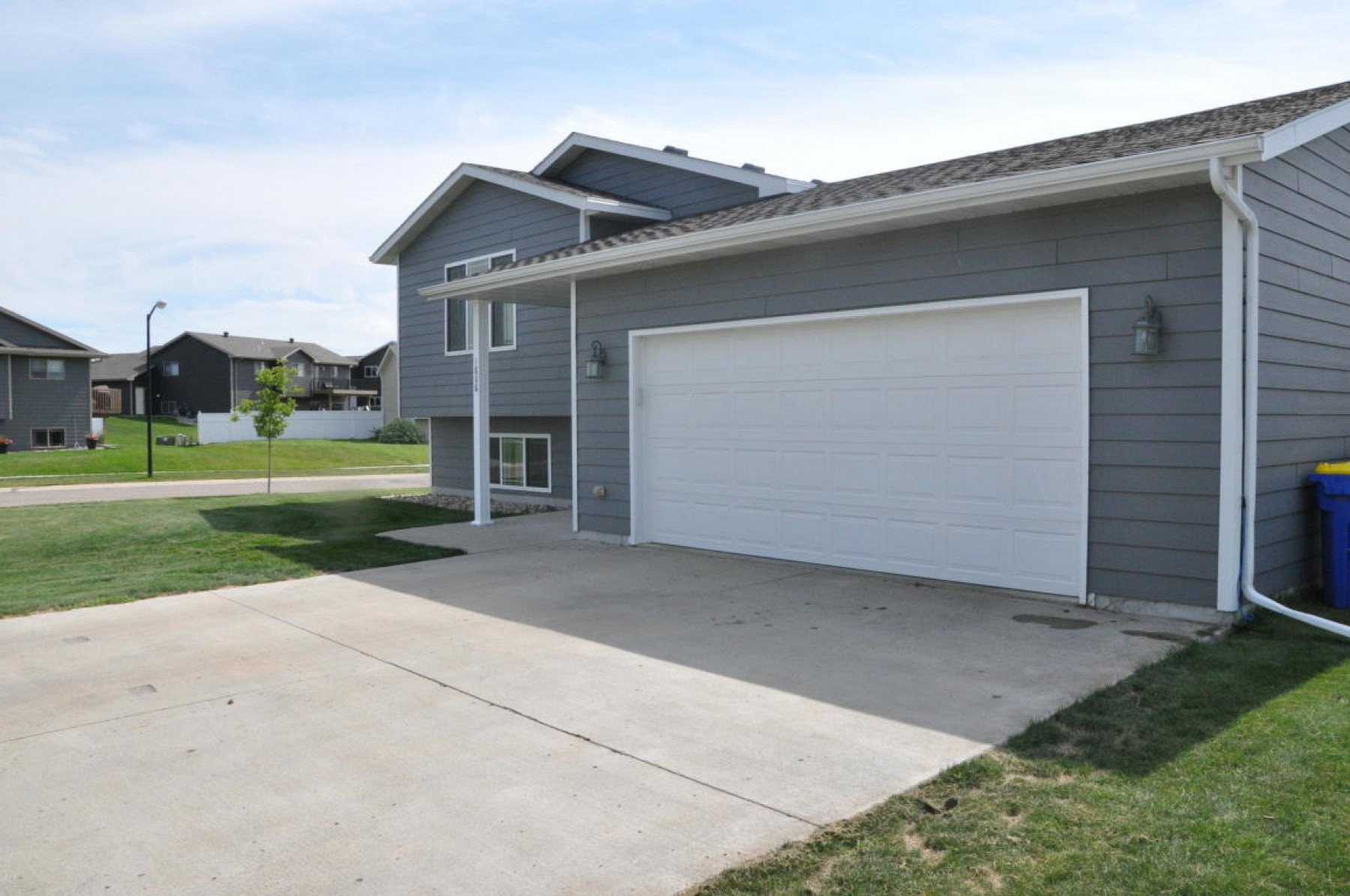 1808 TORREY PINES Drive, Brookings, SD 57006