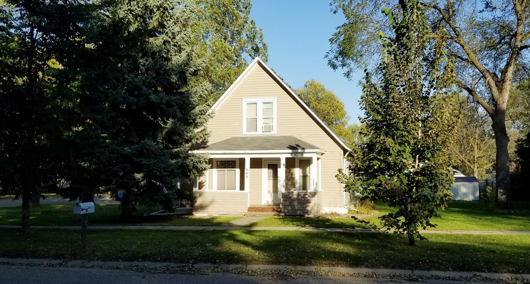 404 Marvin Avenue, Volga, SD 57071