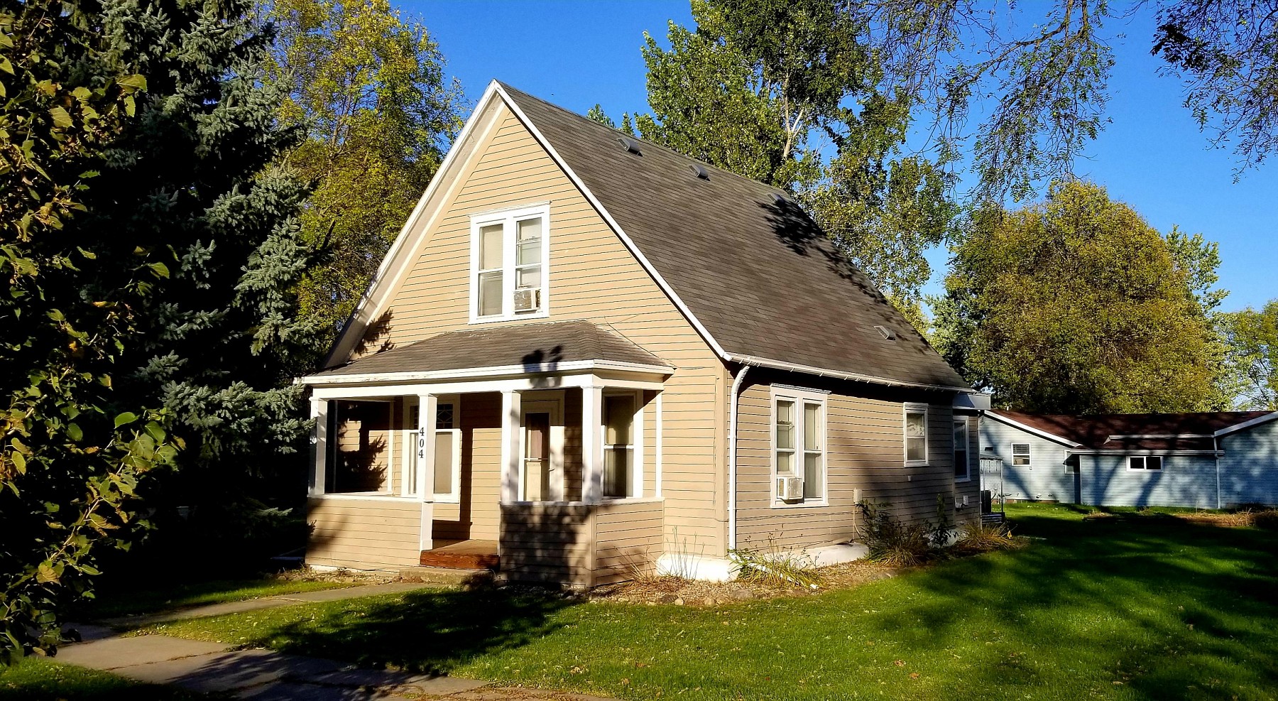 404 Marvin Avenue, Volga, SD 57071