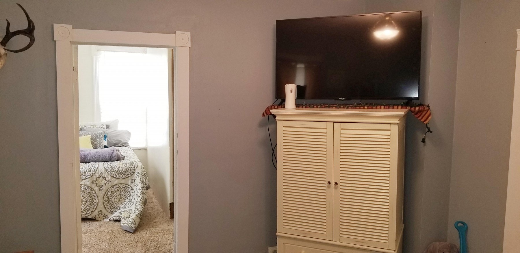 404 Marvin Avenue, Volga, SD 57071