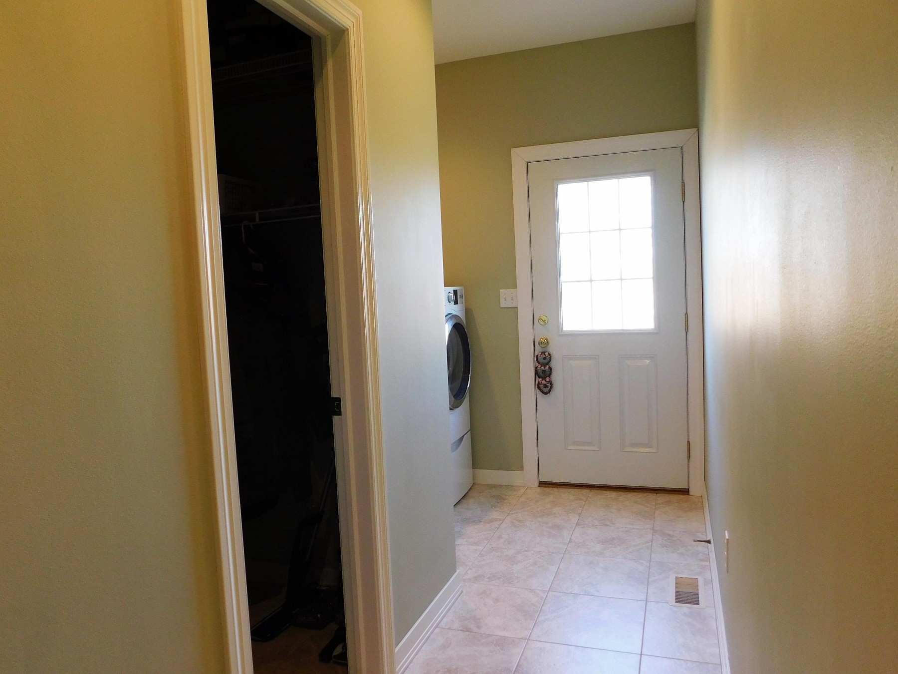 1158 Indian Hills Road, Brookings, SD 57006