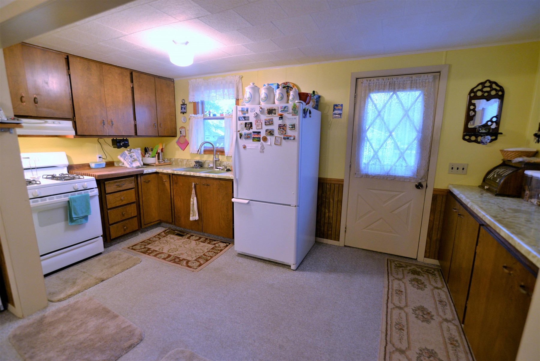 112 7th Street W, Brookings, SD 57006