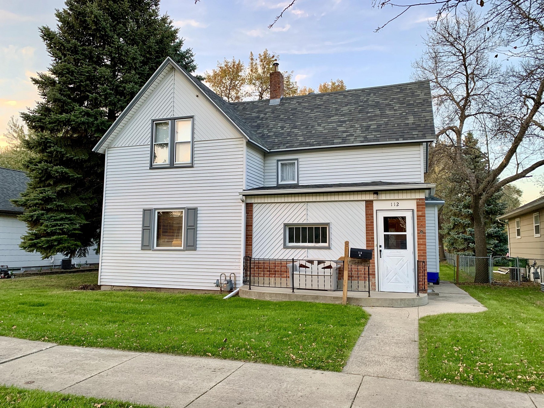 112 7th Street W, Brookings, SD 57006