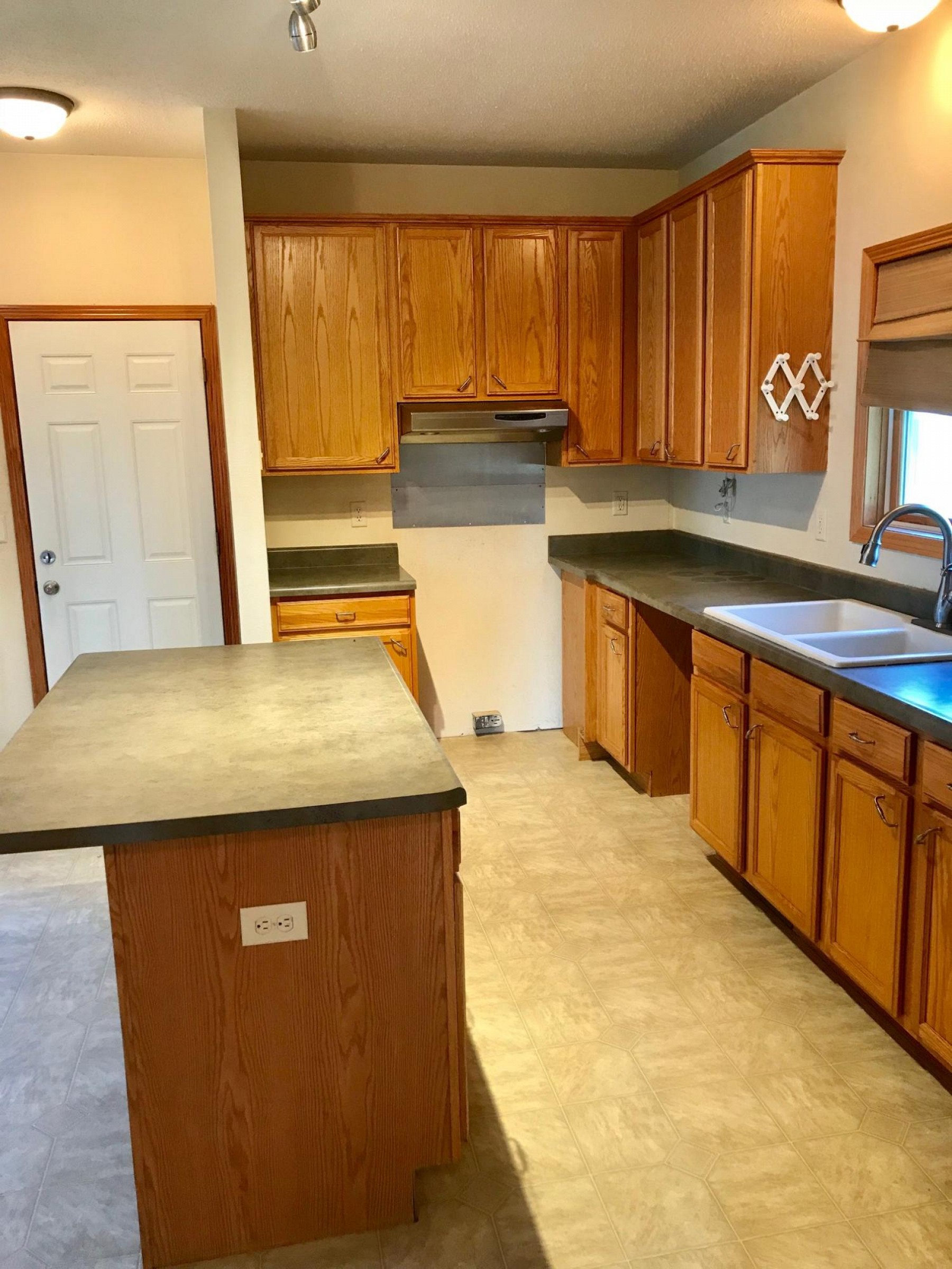 409 Pelican Drive, Elkton, SD 57026