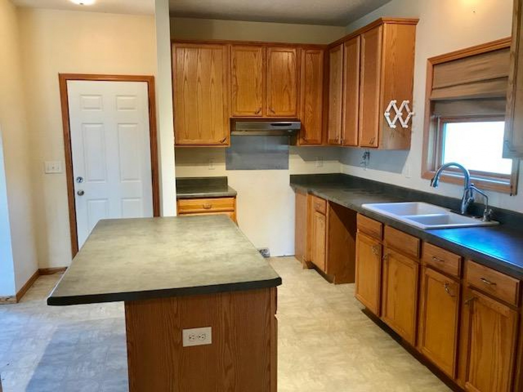 409 Pelican Drive, Elkton, SD 57026