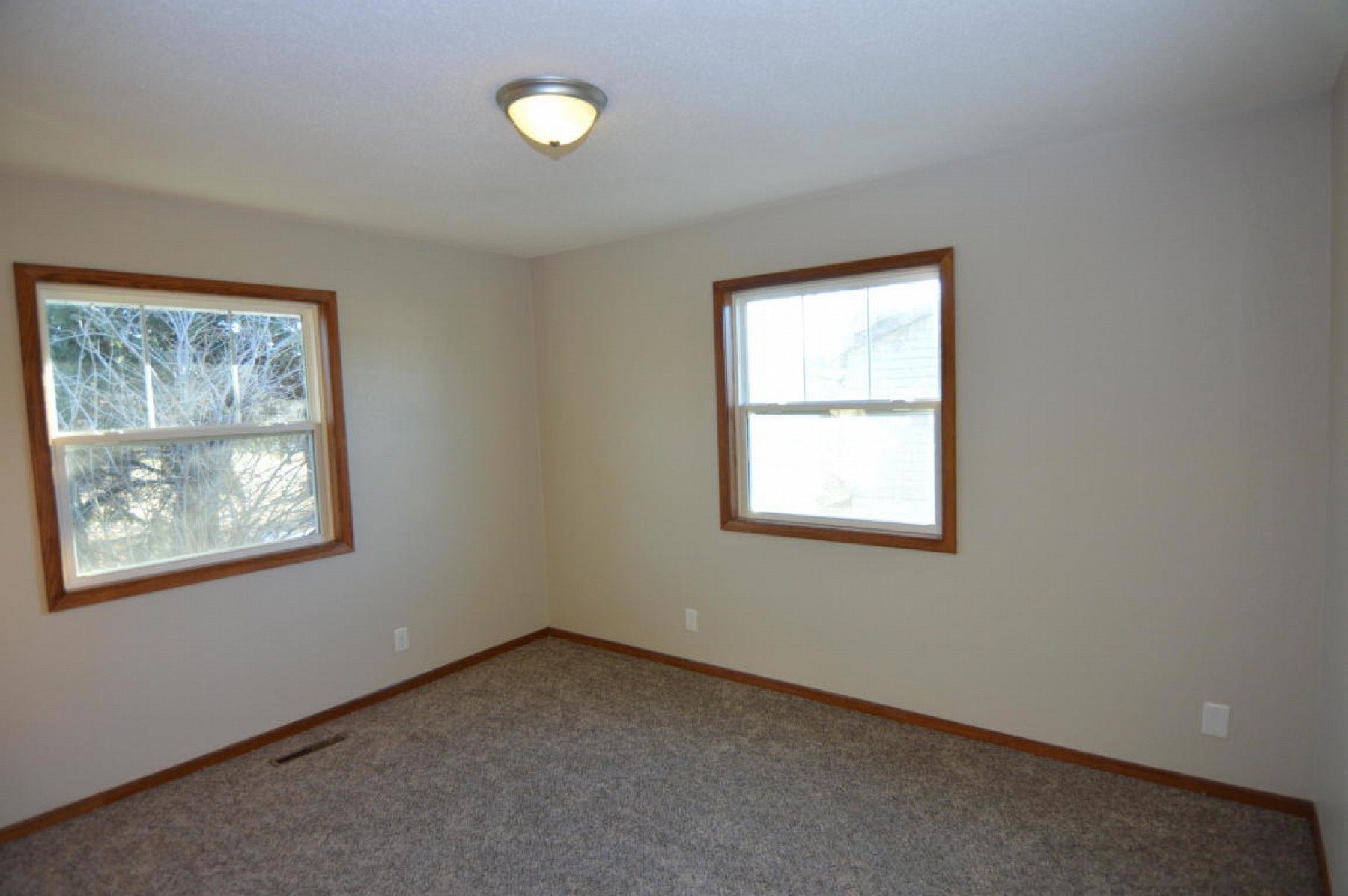 705 ELM Avenue, Flandreau, SD 57028