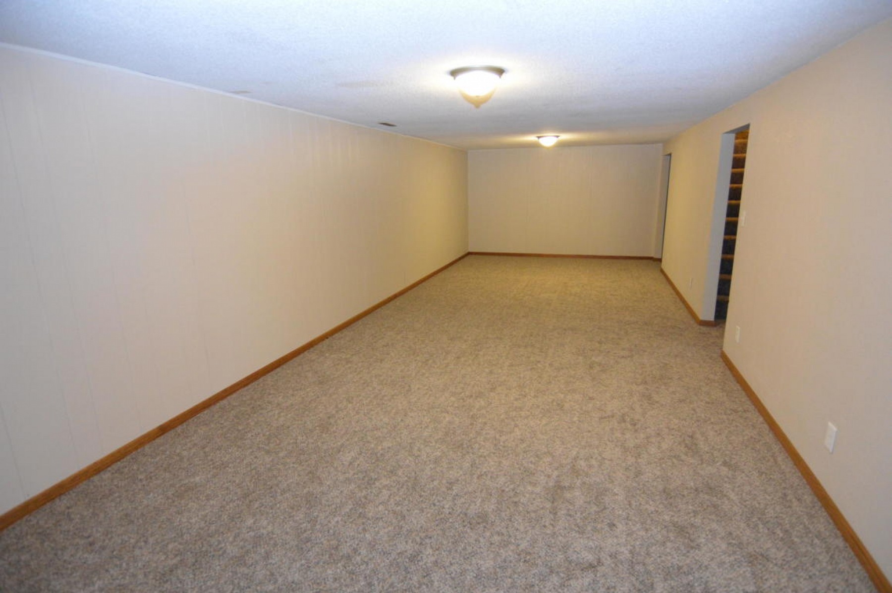 705 ELM Avenue, Flandreau, SD 57028