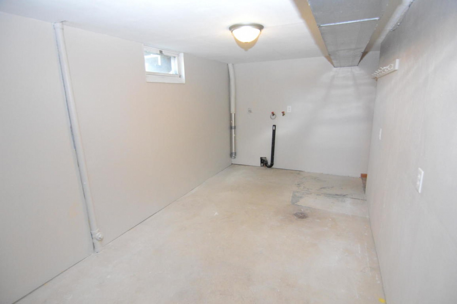 705 ELM Avenue, Flandreau, SD 57028