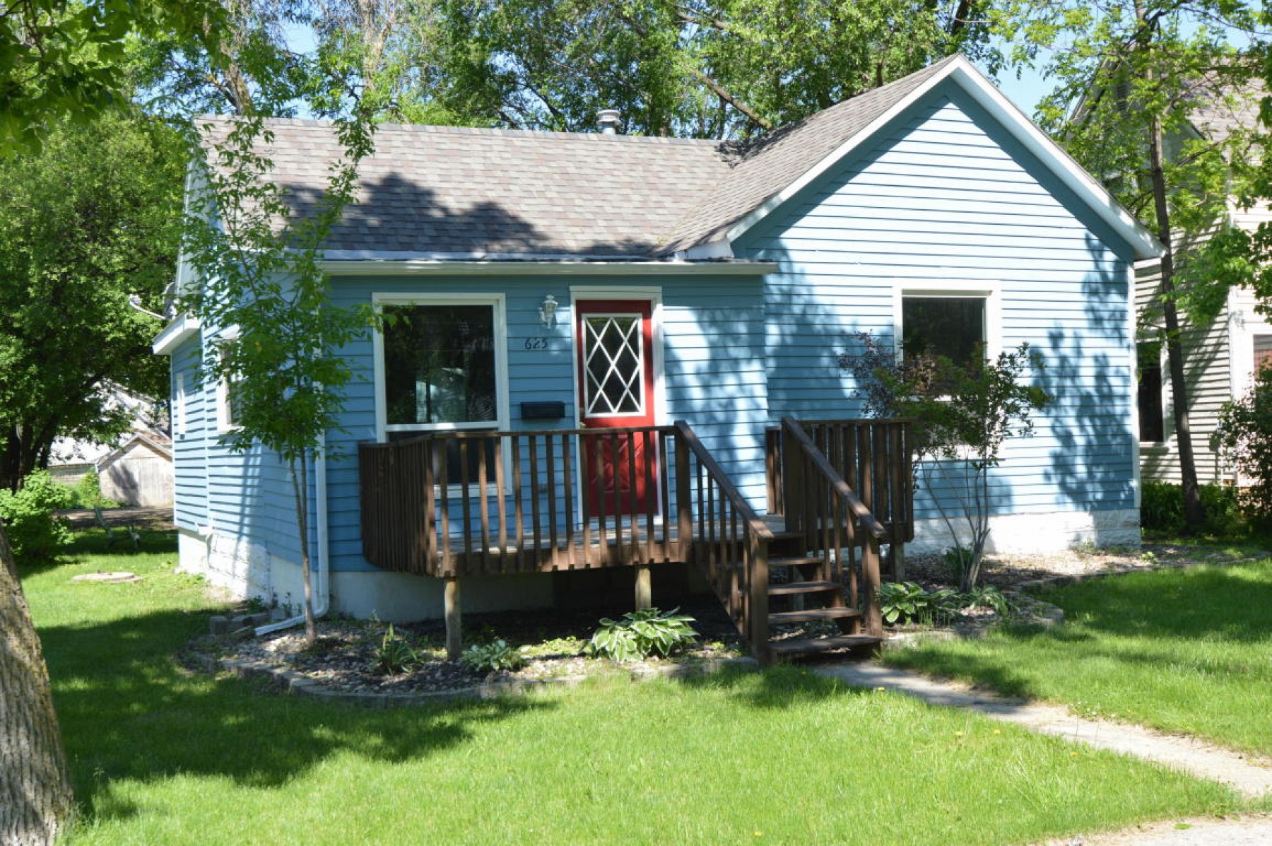 625 6th Avenue, Brookings, SD 57006