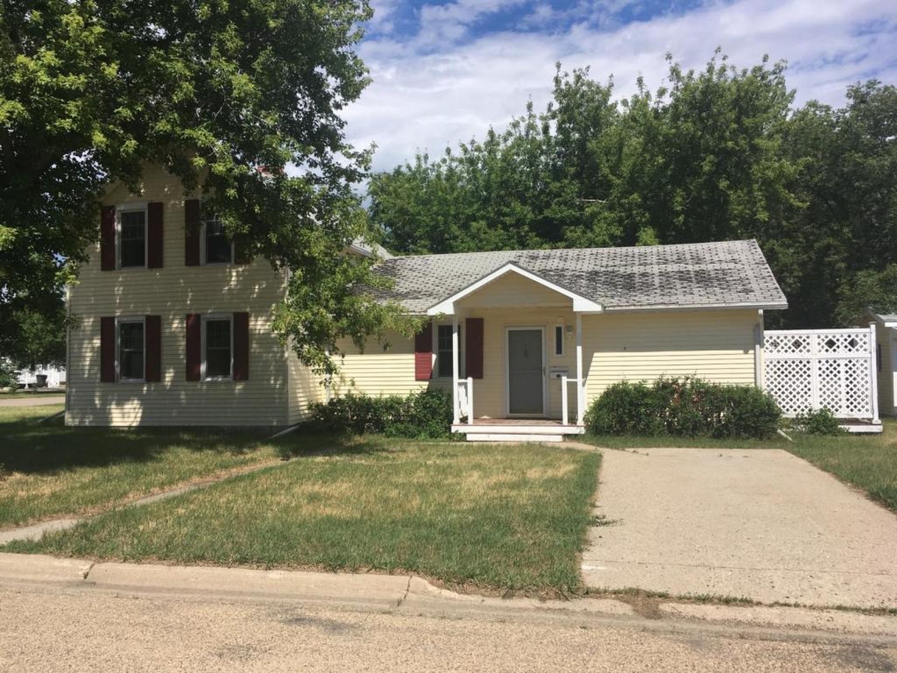 426 3rd Street, Other, SD 57362