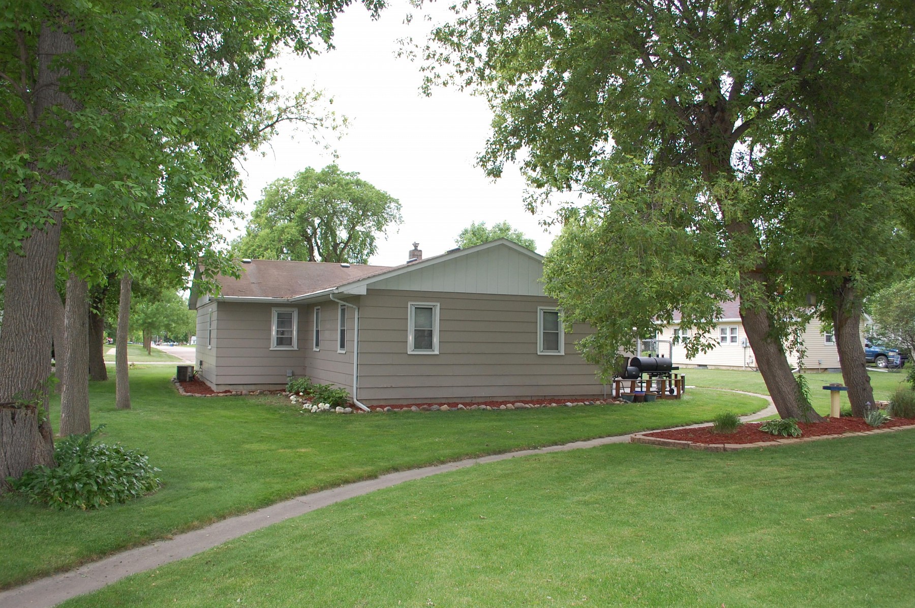 331 7th Avenue S, Brookings, SD 57006