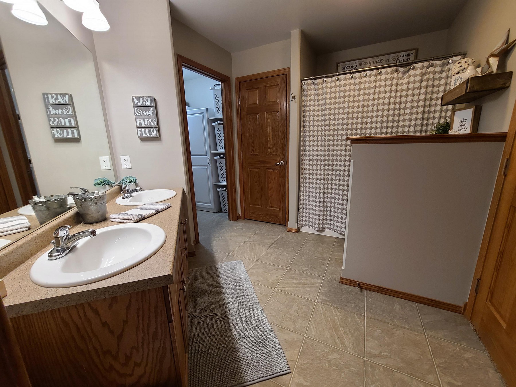532 Copper Mountain Circle, Brookings, SD 57006
