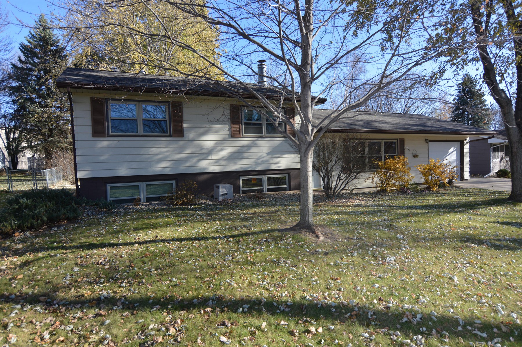 501 17th Avenue S, Brookings, SD 57006