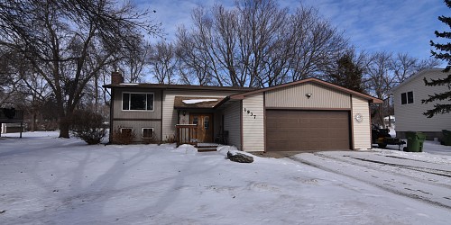 1937 Orchard Drive, Brookings, SD 57006