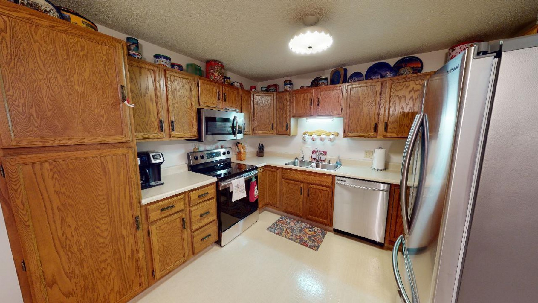 1523 Orchard Drive, Brookings, SD 57006