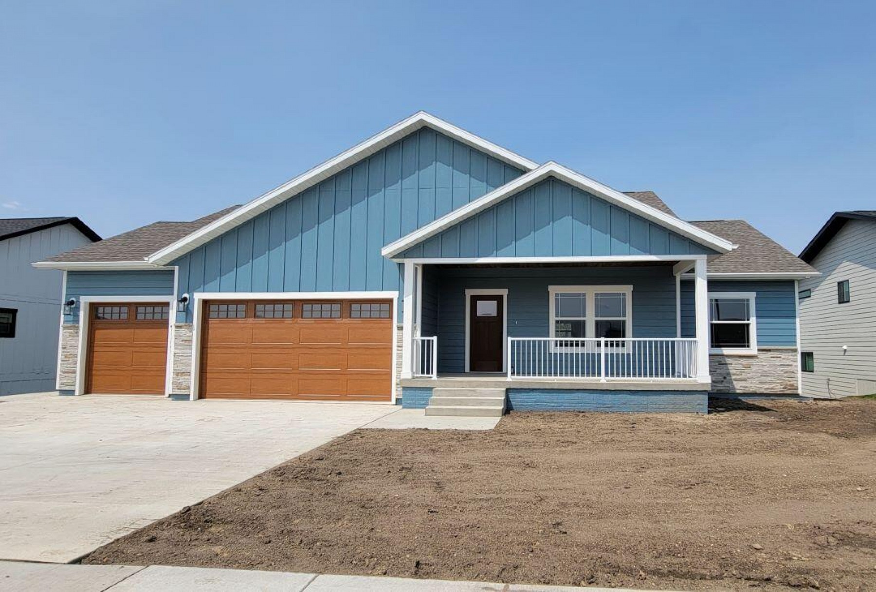 970 Steamboat Trail, Brookings, SD 57006