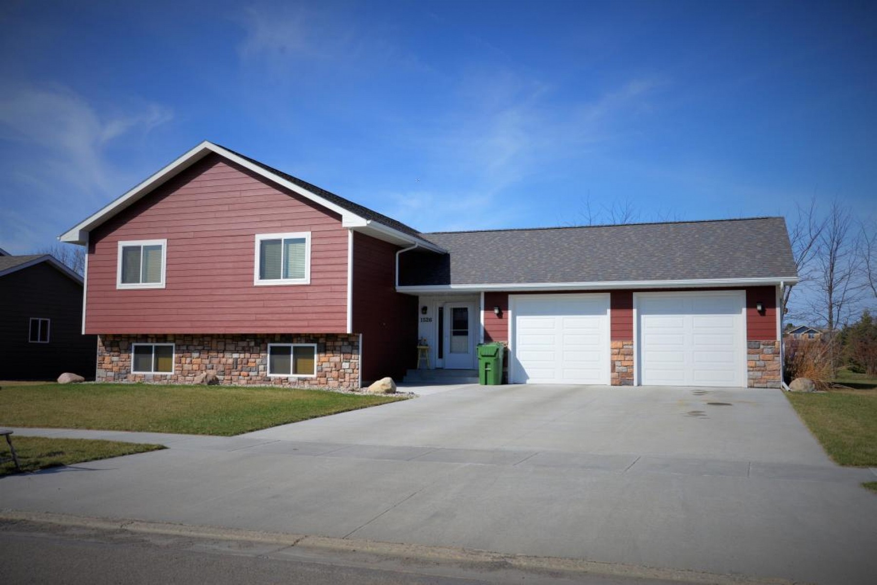 1526 7th Avenue S, Brookings, SD 57006