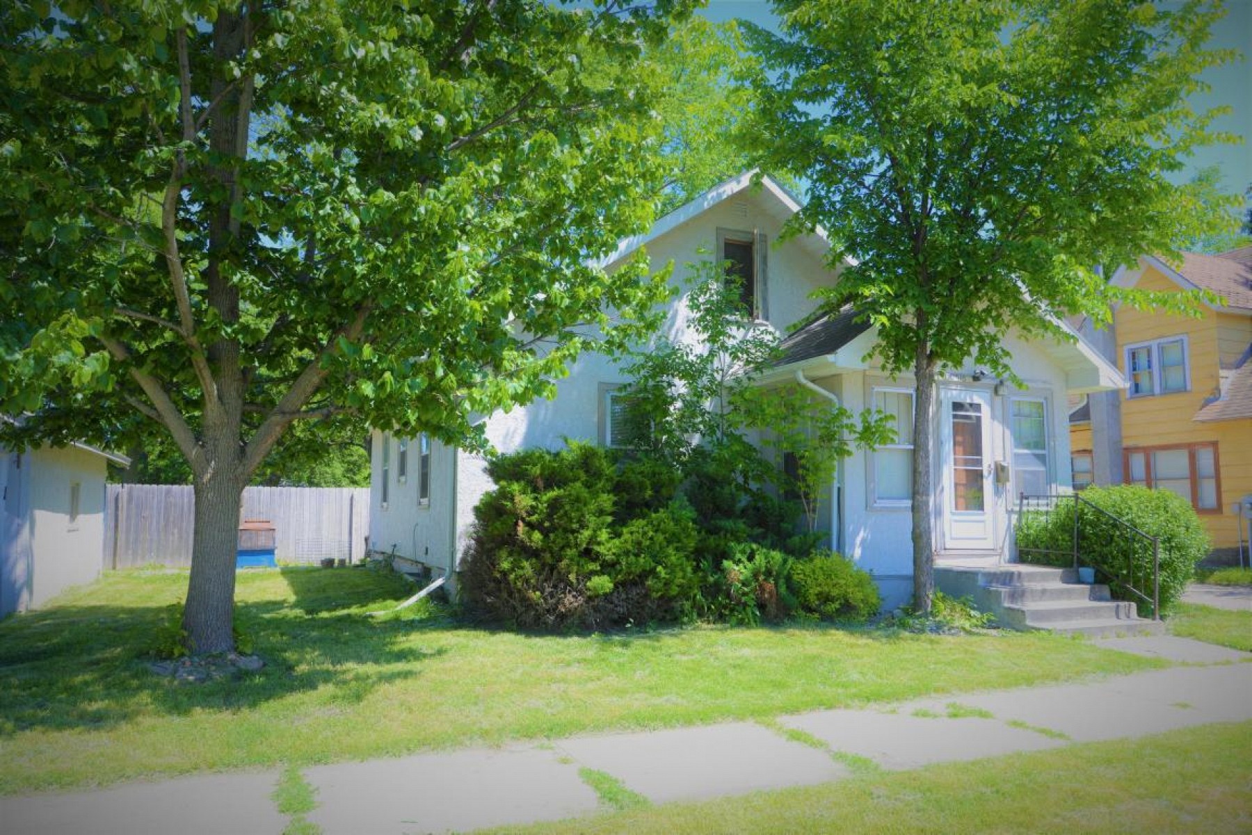 516 7th Avenue, Brookings, SD 57006