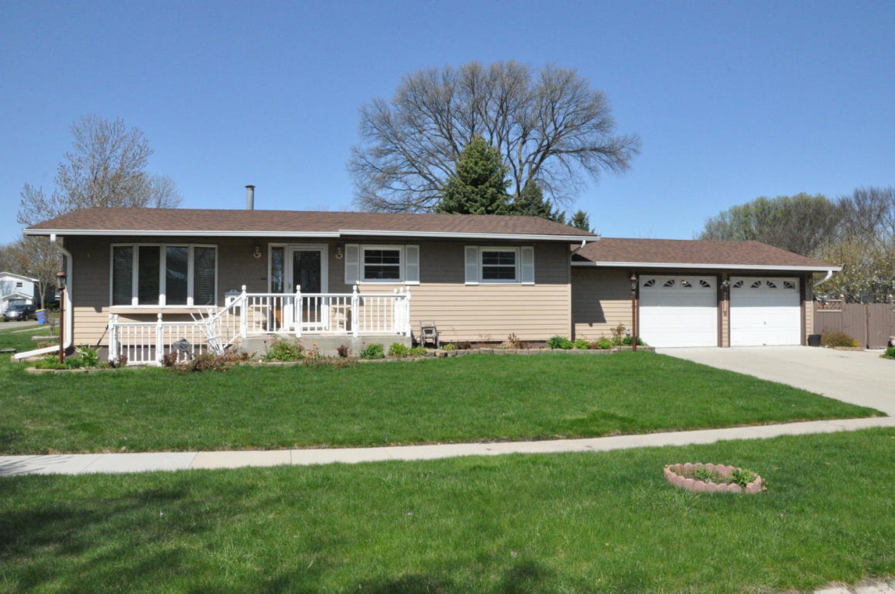 1817 Lincoln Lane, Brookings, SD 57006