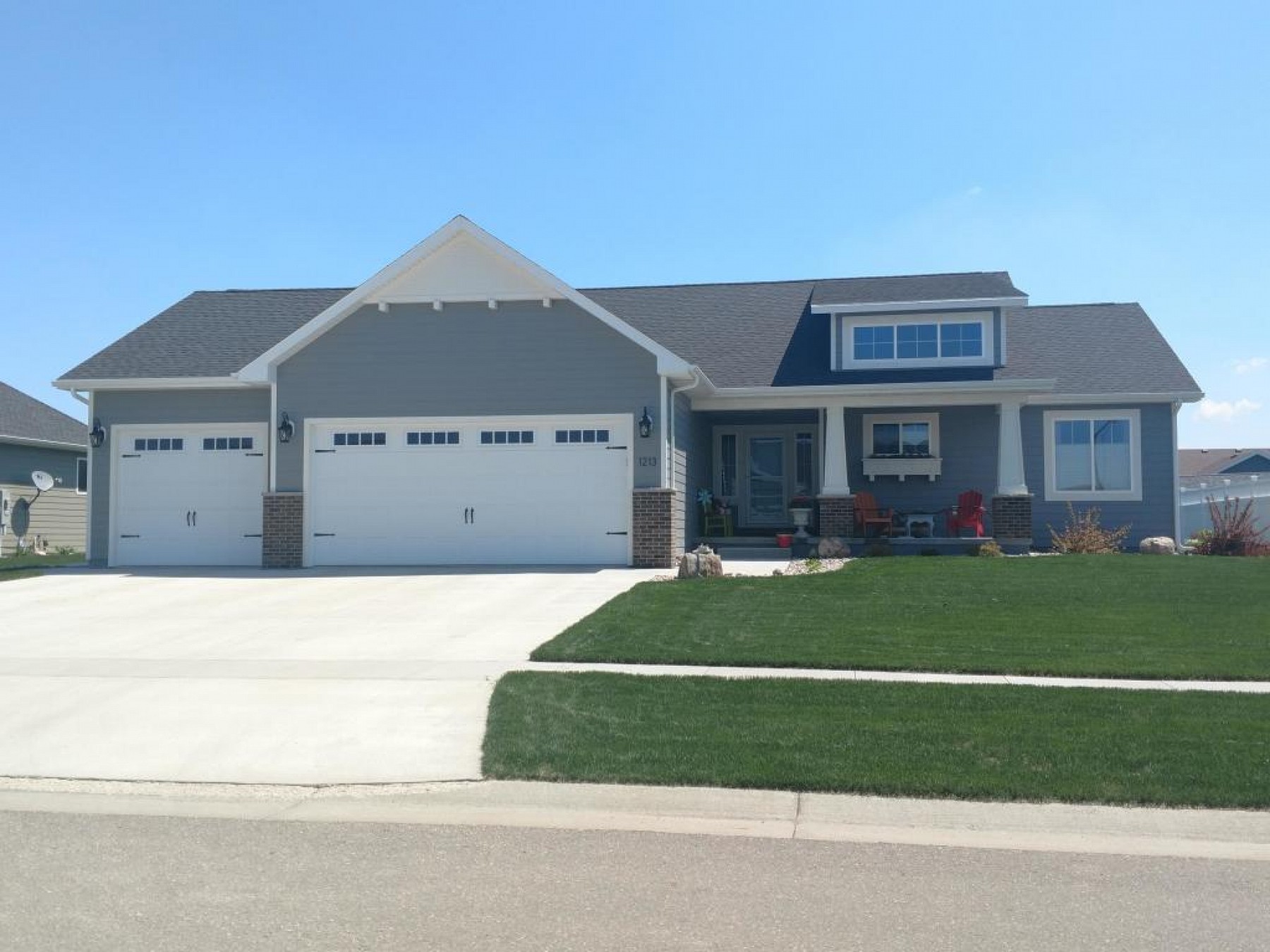 1213 Vail Avenue, Brookings, SD 57006