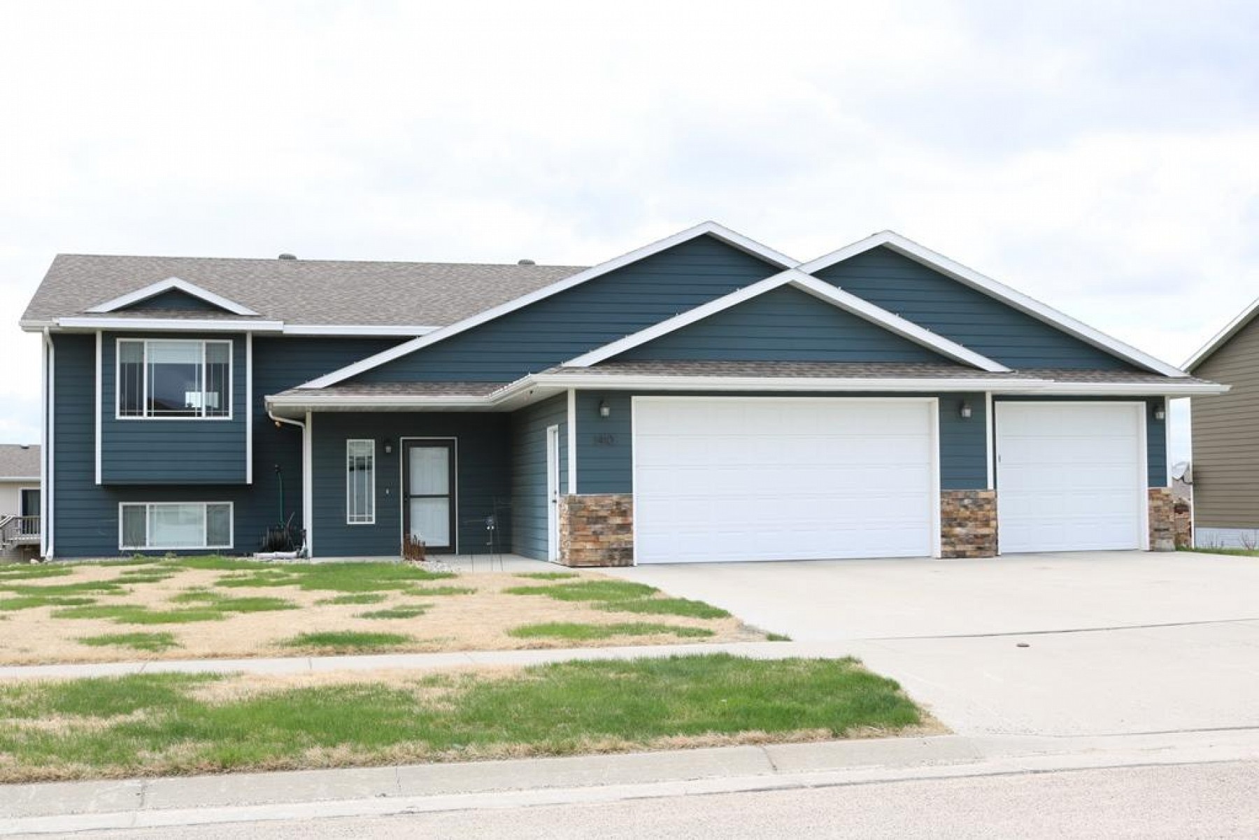 1410 Doral Drive, Brookings, SD 57006